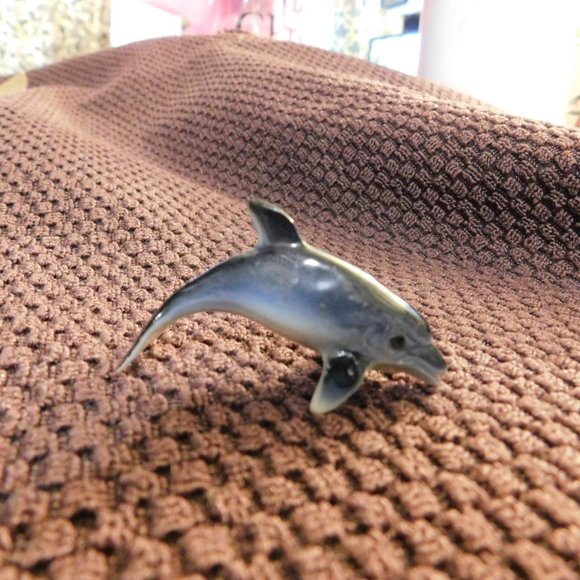 Dolphin Figure Ceramic Mini - Picture 1 of 4